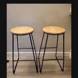 Barstool 