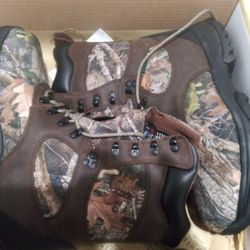 Boots Expedition Ultra 9 Inch