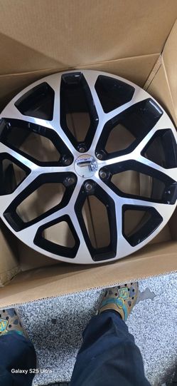 24" neq wheels & Tires