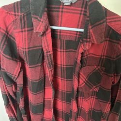 Woman’s  shirt medium
