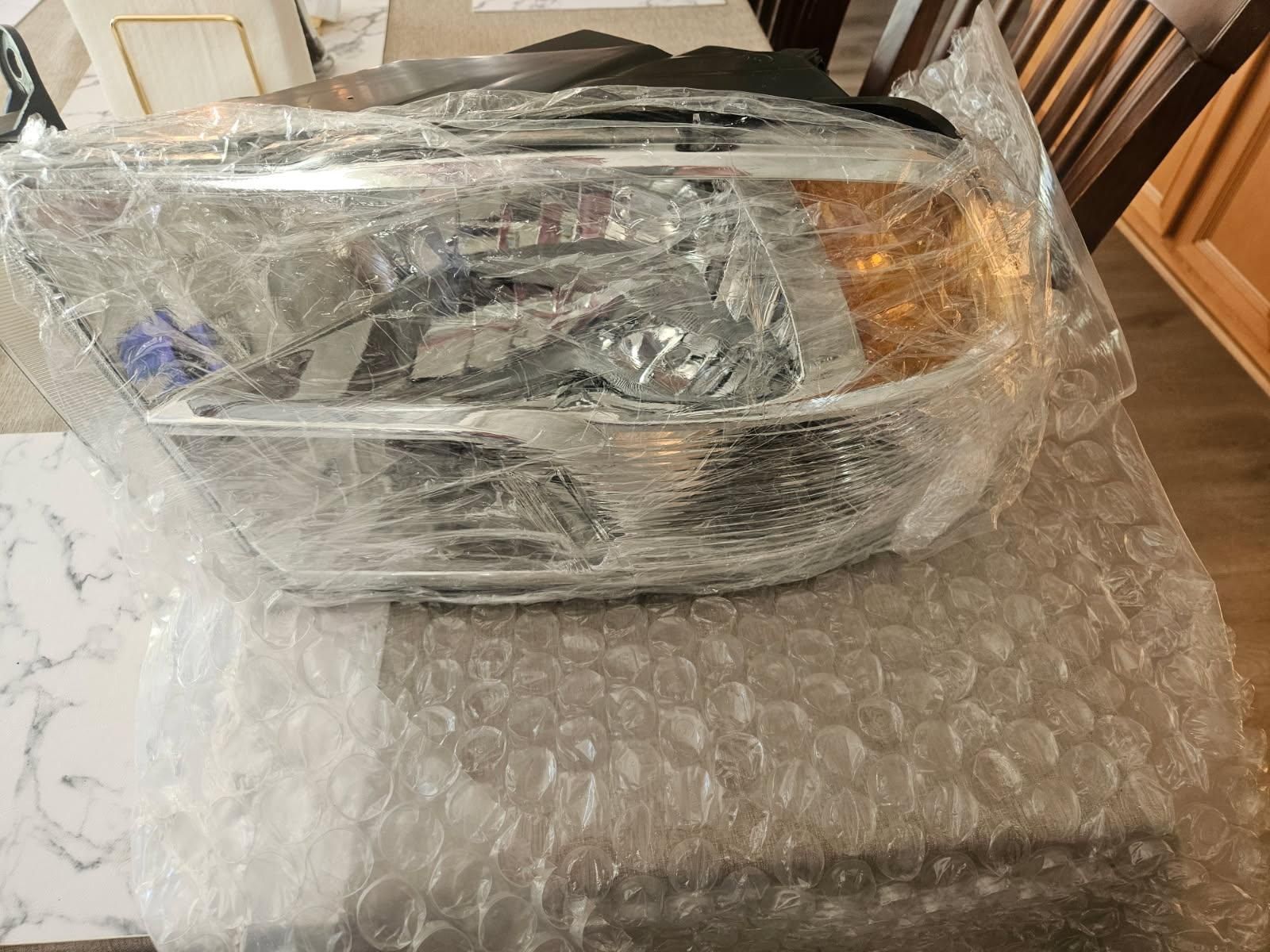 2013-2018 RAM 1500 Left Headlight Assembly