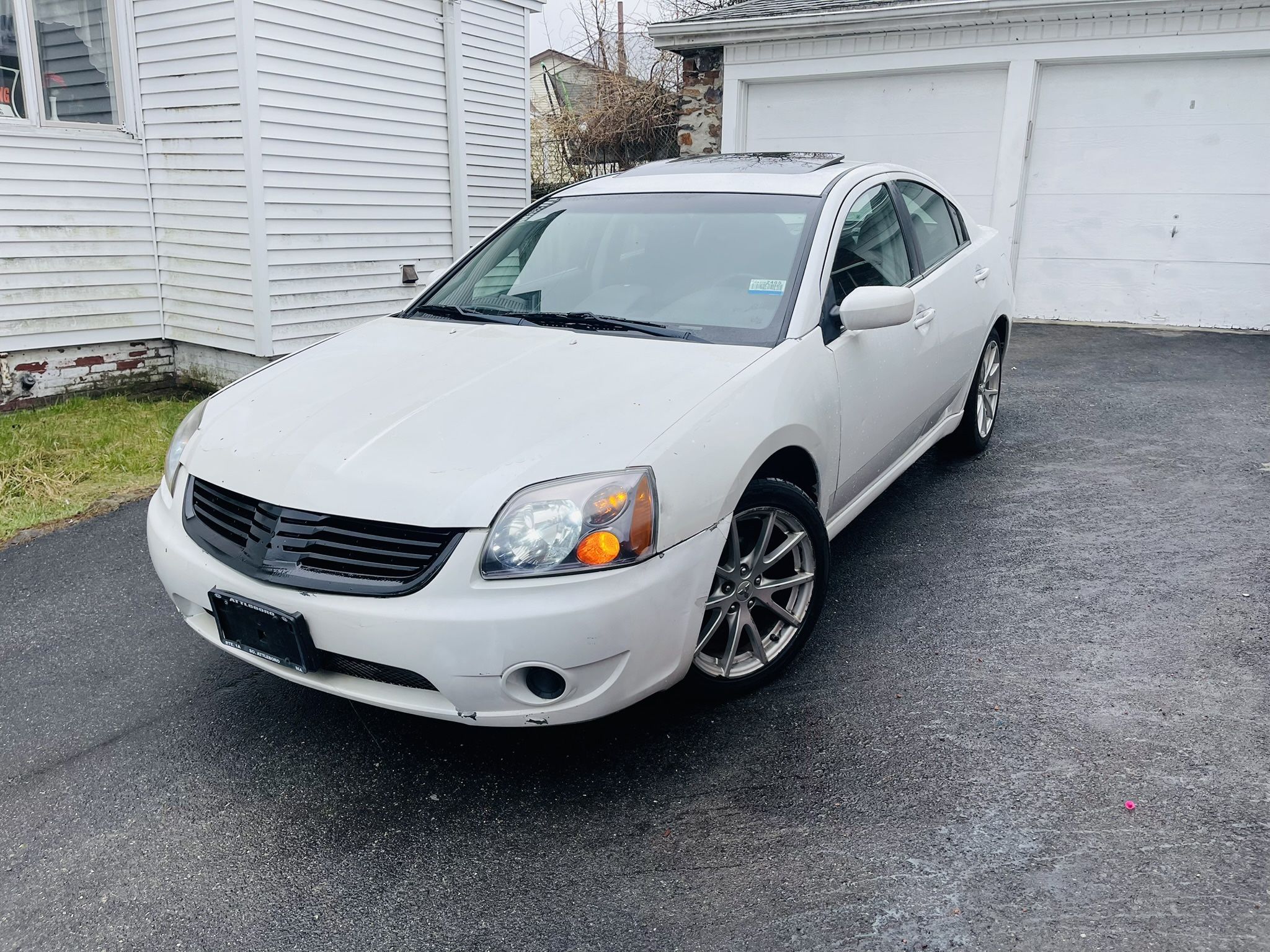 2012 Mitsubishi Galant