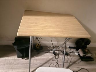 Foldable Desk w Chair