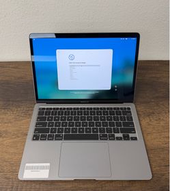 13" MacBook Air M1 8 Core*512GB SSD*8GB RAM
