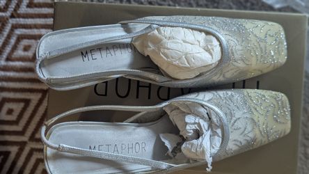 Metaphor Silver