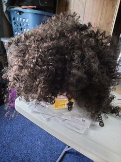 Curly wig