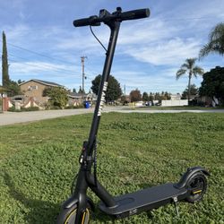 Electric scooter