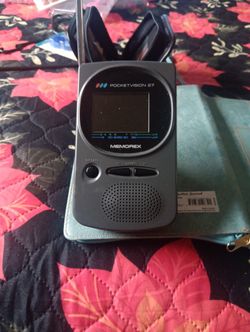 Old Pocket Size MEMOREX TV