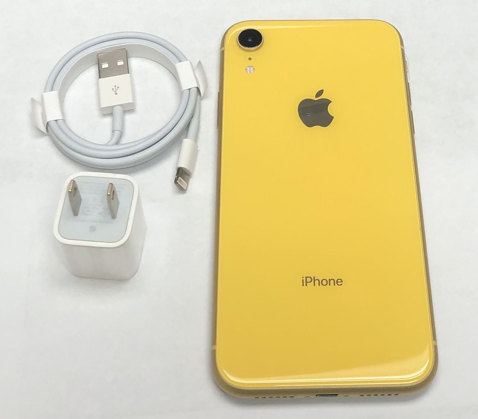 iPhone XR 64GB Factory Unlocked Yellow