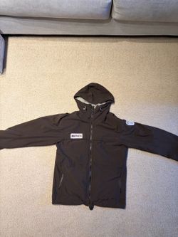 Burton Ronin Snowboard/Ski Jacket – Men’s Small