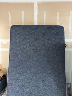 Queen mattress