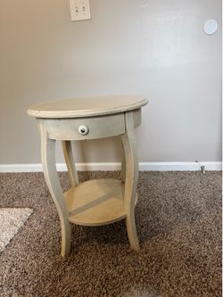 Rustic Farmhouse Accent Table / Nightstand