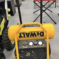 4.5 Gal. Portable Electric Air Compressor