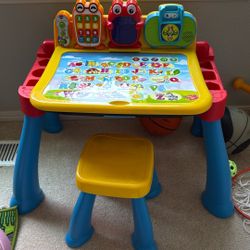 VTech Touch and Learn Activity Desk Deluxe