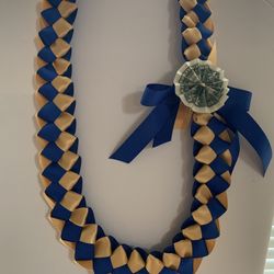 Ribbon Lei For Graduation Gift