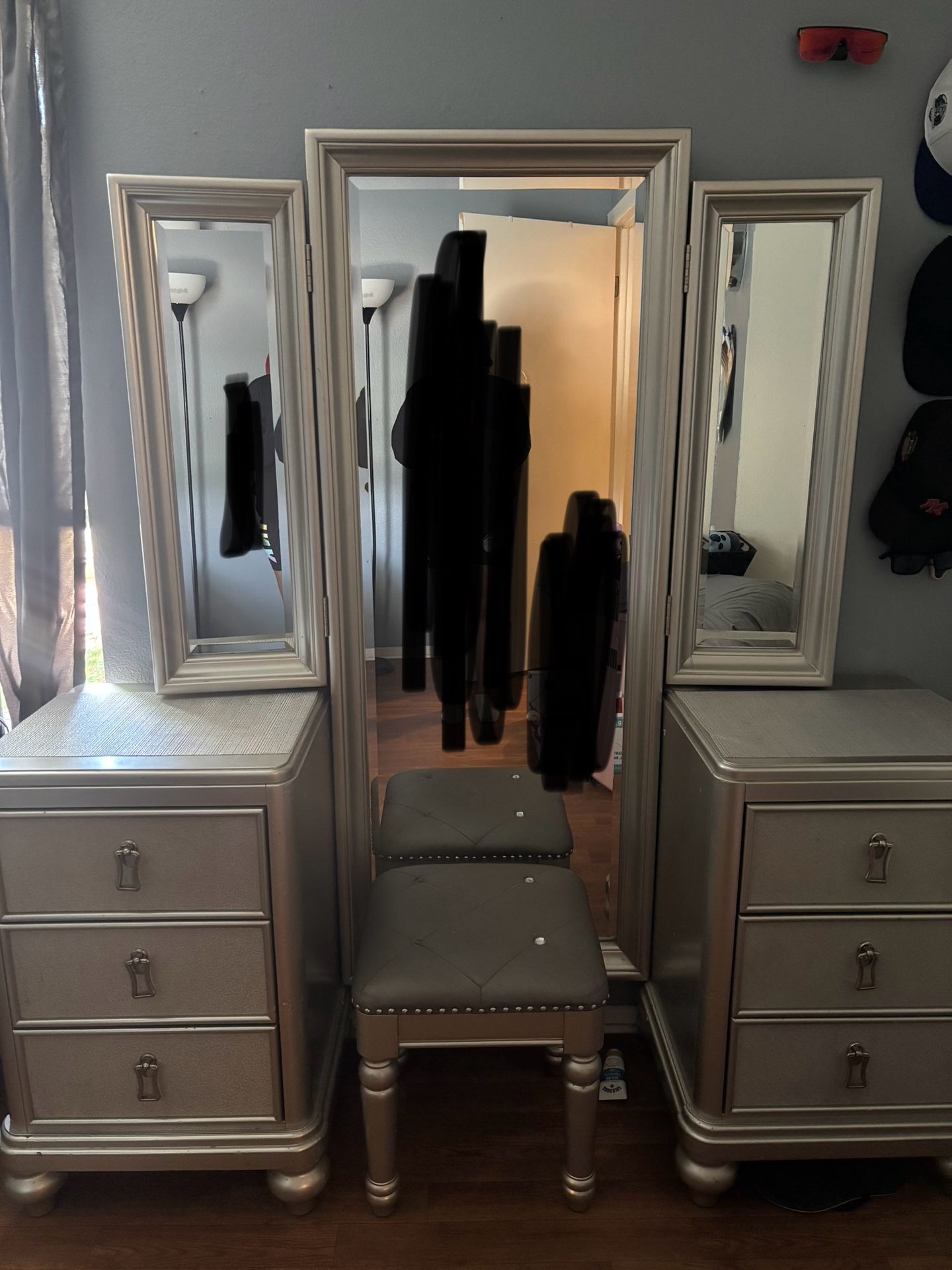 Vanity