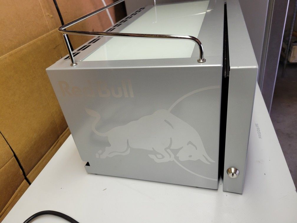 VESTFROST M026 REDBULL DISPLAY COOLER for Sale in Rowland Heights