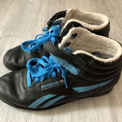 Reebok Freestyle Hi Fashion Sneakers Faux Fur Lining Size 7.5