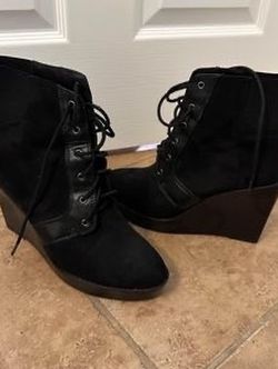 Women’s Booties 