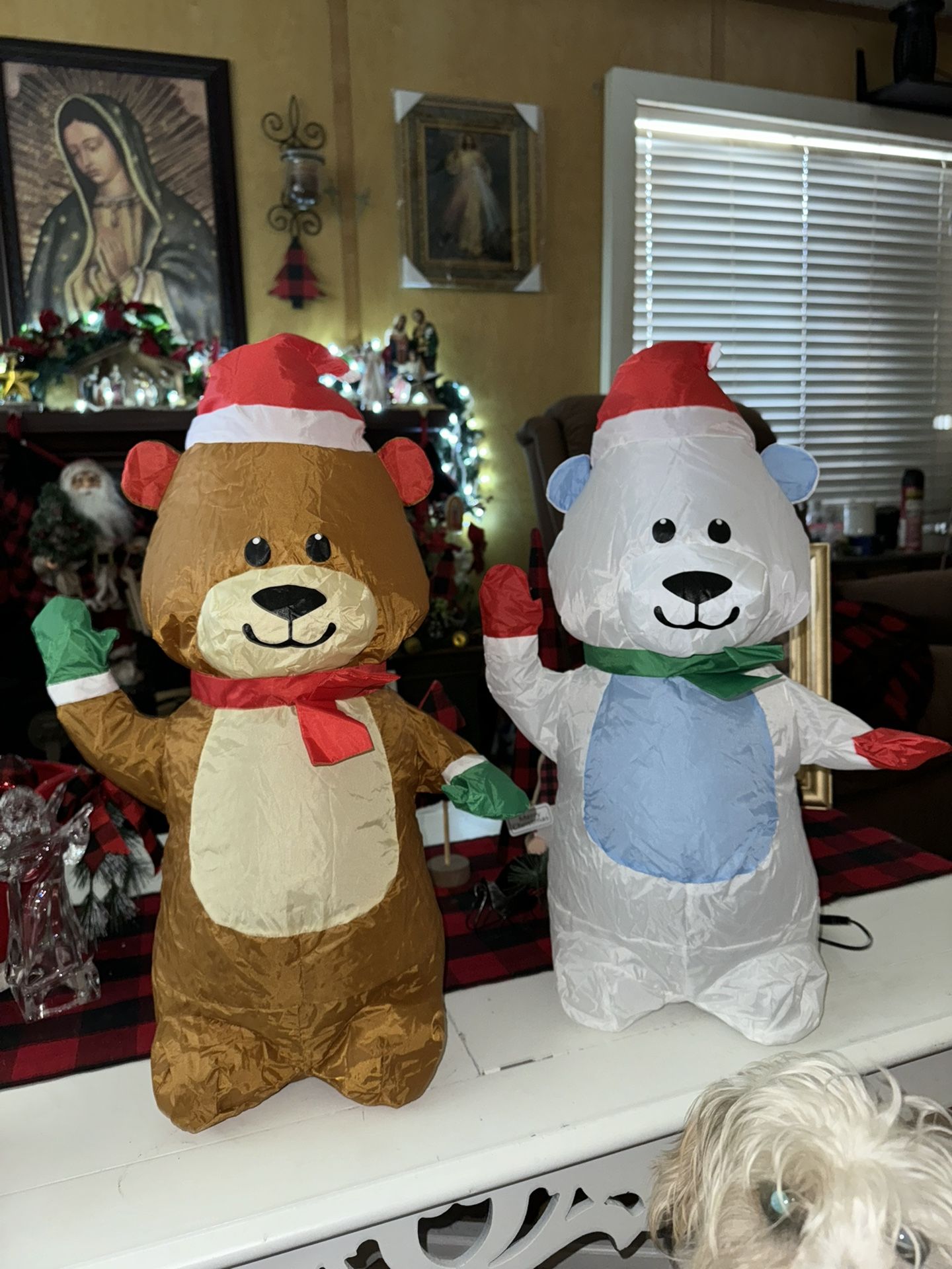 2 airdorable Teddy Bears 🧸 🧸 Inflates using ineluded USB of battery option
