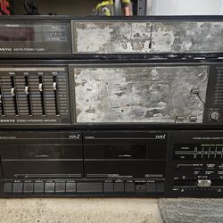 Sanyo stereo audio system