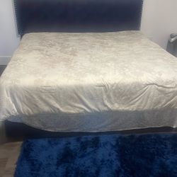 King Size Hybrid Mattress and box 