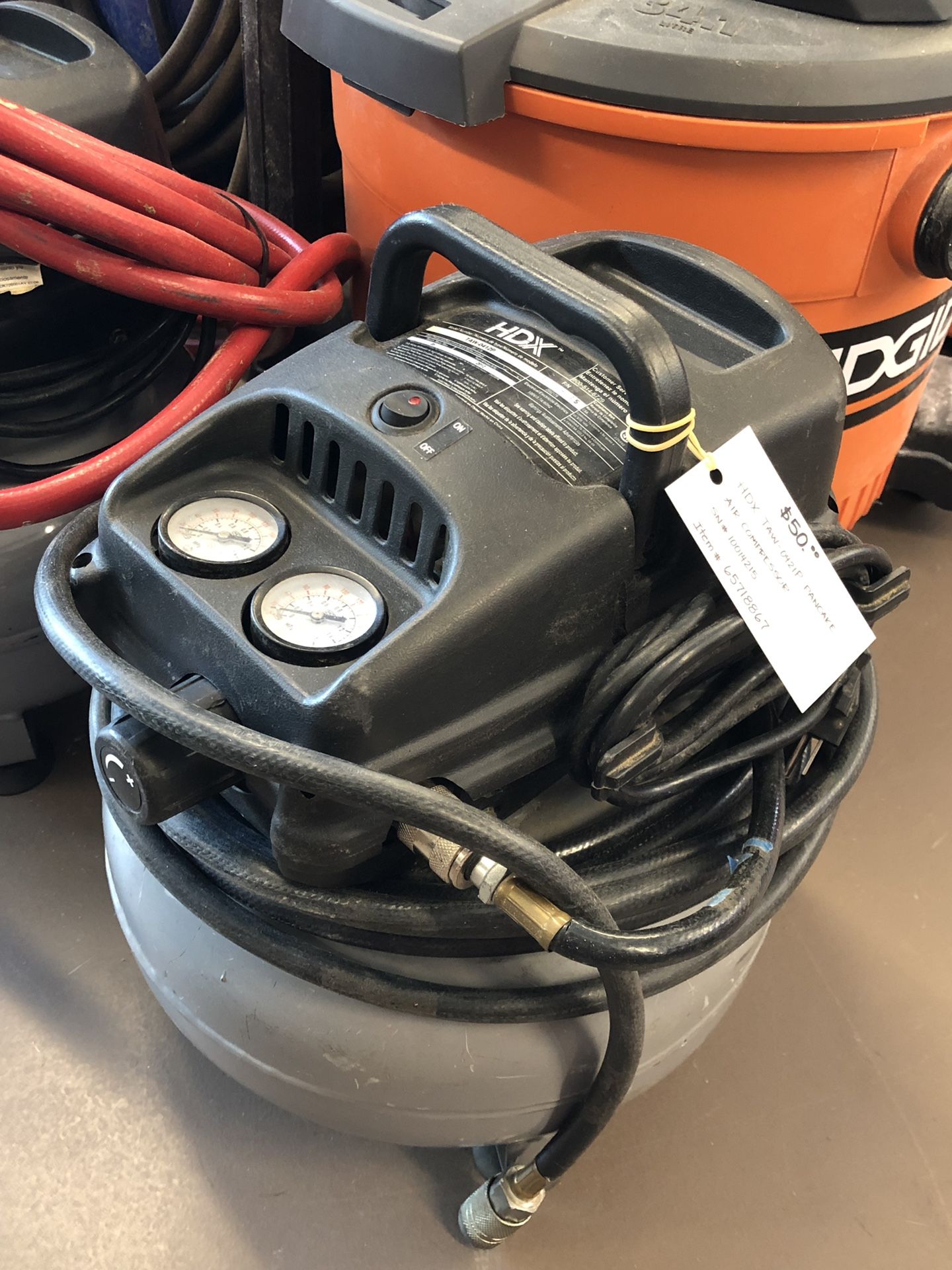 HDX TAW- 0421P Pancake Air Compressor