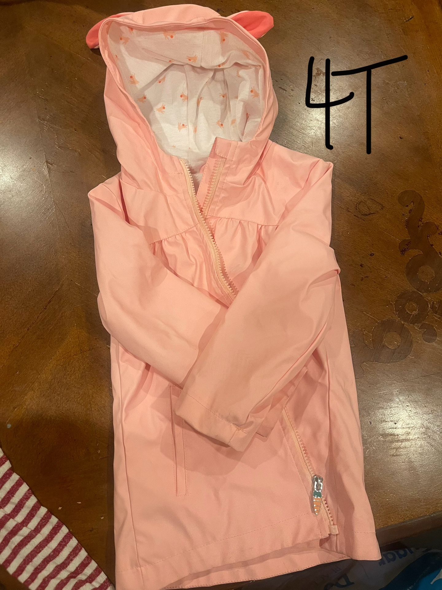Rain jacket Size 4t