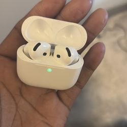 AirPod 4