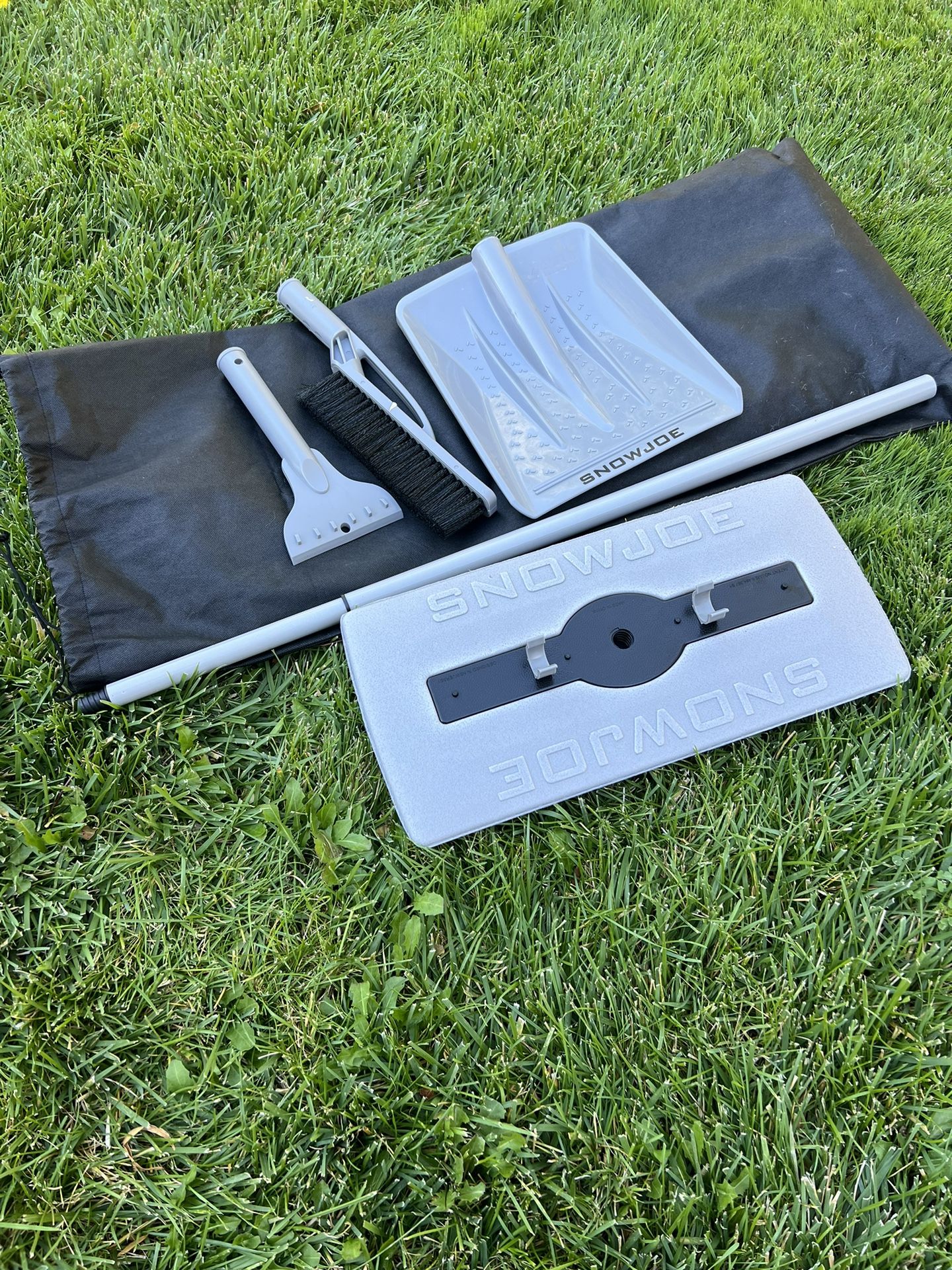 Snowjoe 4-in-1 Multi Snow Tool