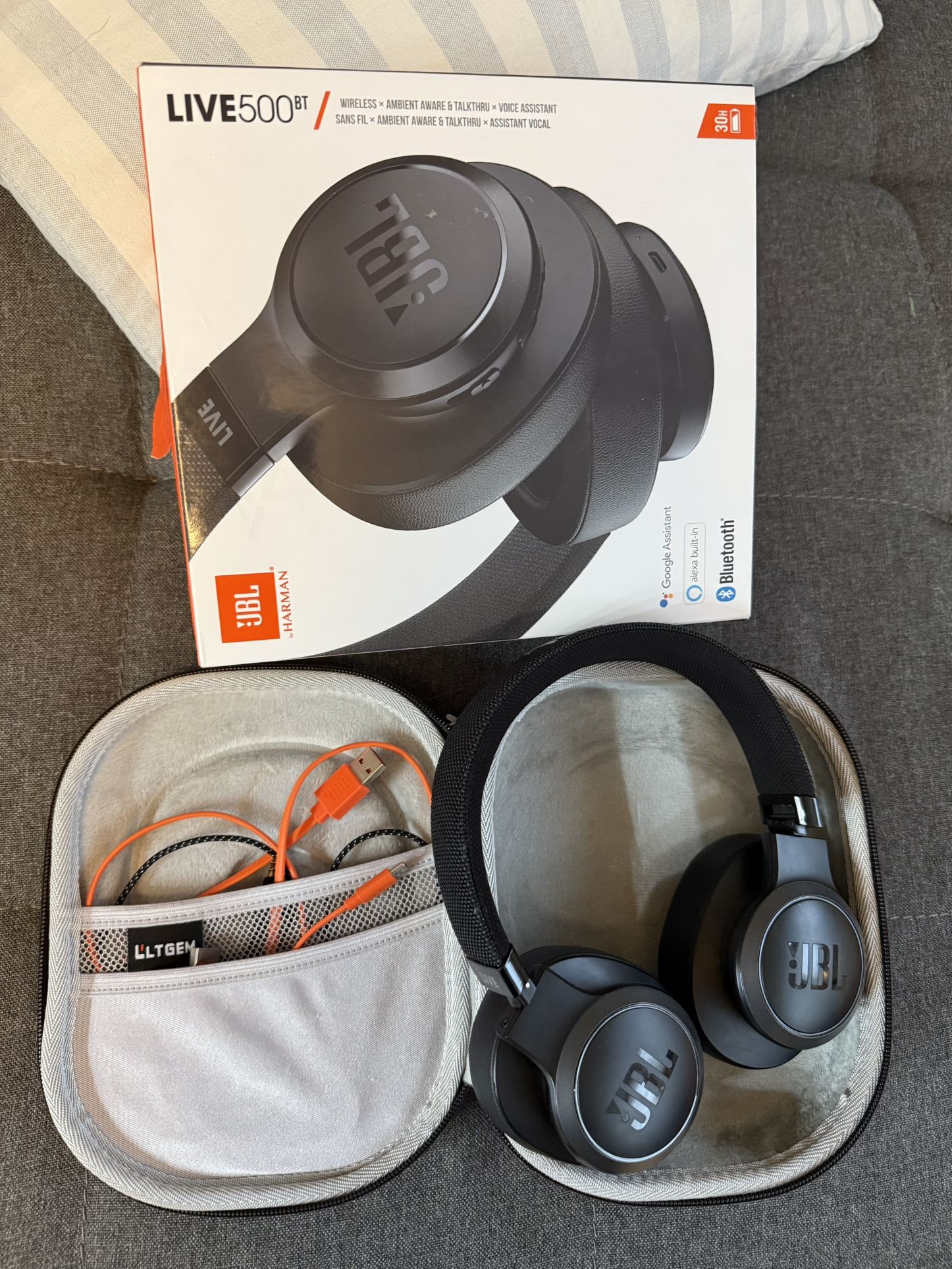 JBL Bluetooth Headphones