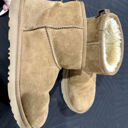 UGG boots size adult 6 only $40 