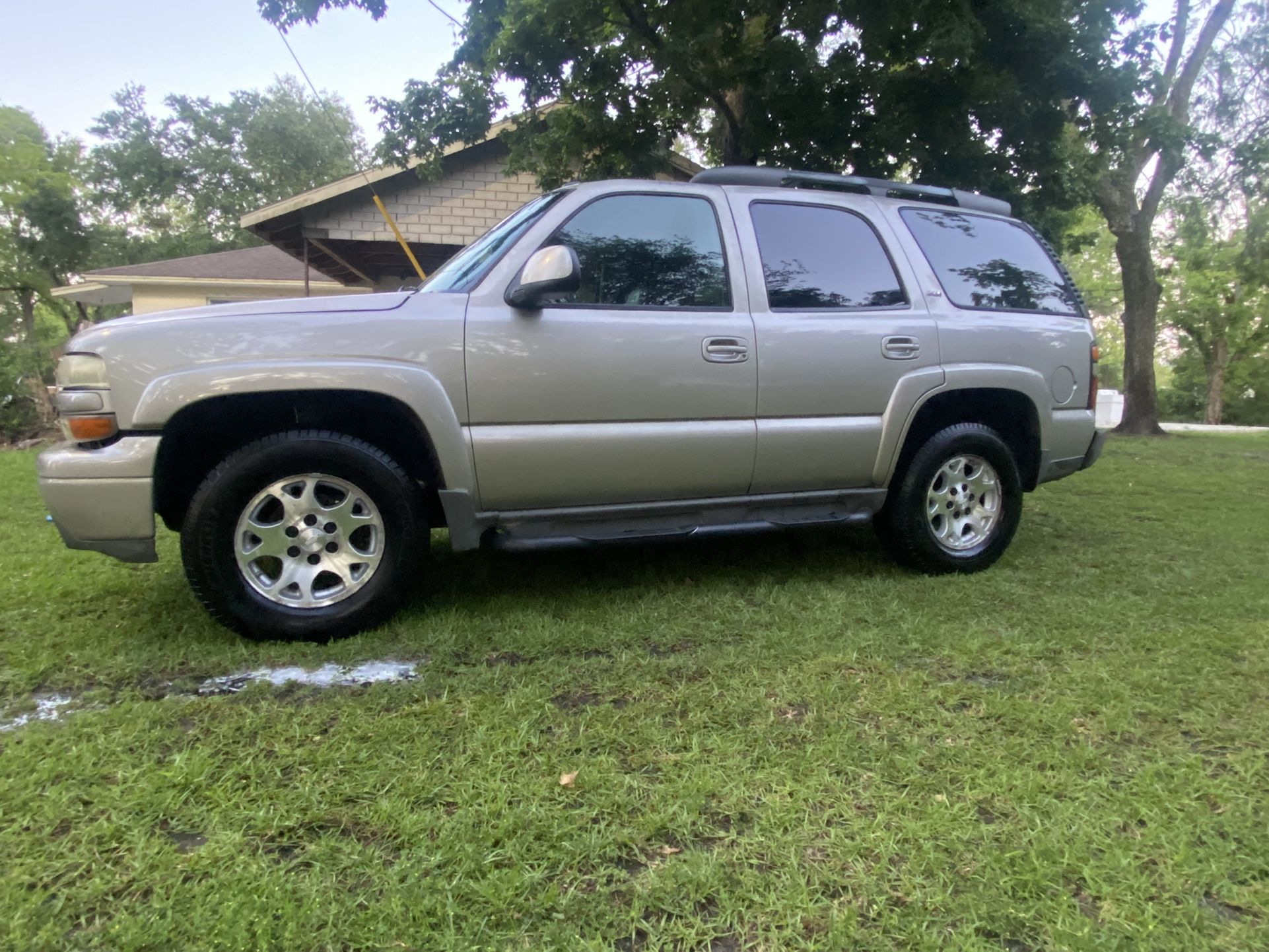 2005 Chevy Tahoe Z71 
