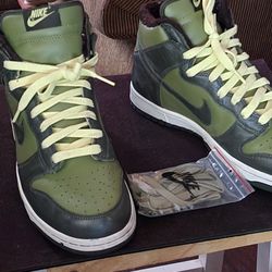 Wmns Nike Dunk Hi
