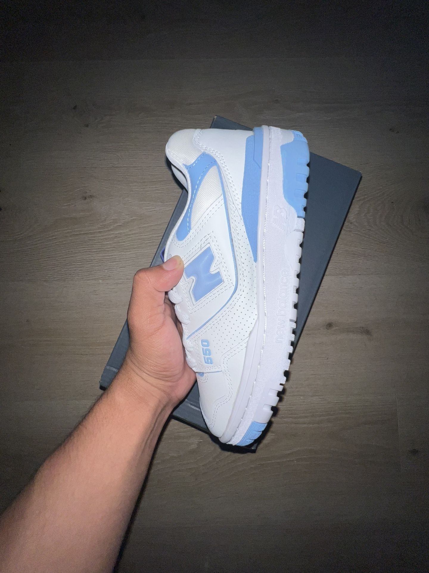 New Balance 550 “Unc White Dusk Blue”