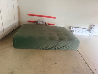 Queen mattress