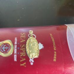 10k Saint Marie Pendant 