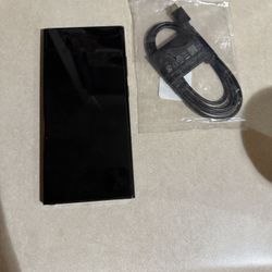 Unlocked Samsung galaxy S23 Ultra 