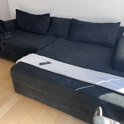 sectional chaise sofa (delivery available ) NEED GONE ASAP