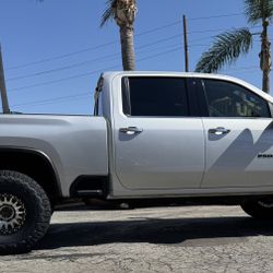 Kmc 445 Custom / Black Ring 17x9 8x180 +0 Offset With Toyo R/T Trail 37x12.50R17 Tires🔥🔥🔥🔥