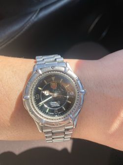 Watch TAG Heuer Professional 200m model from the 2000 series,