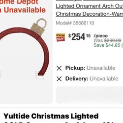 Yuletide Gold Christmas arch