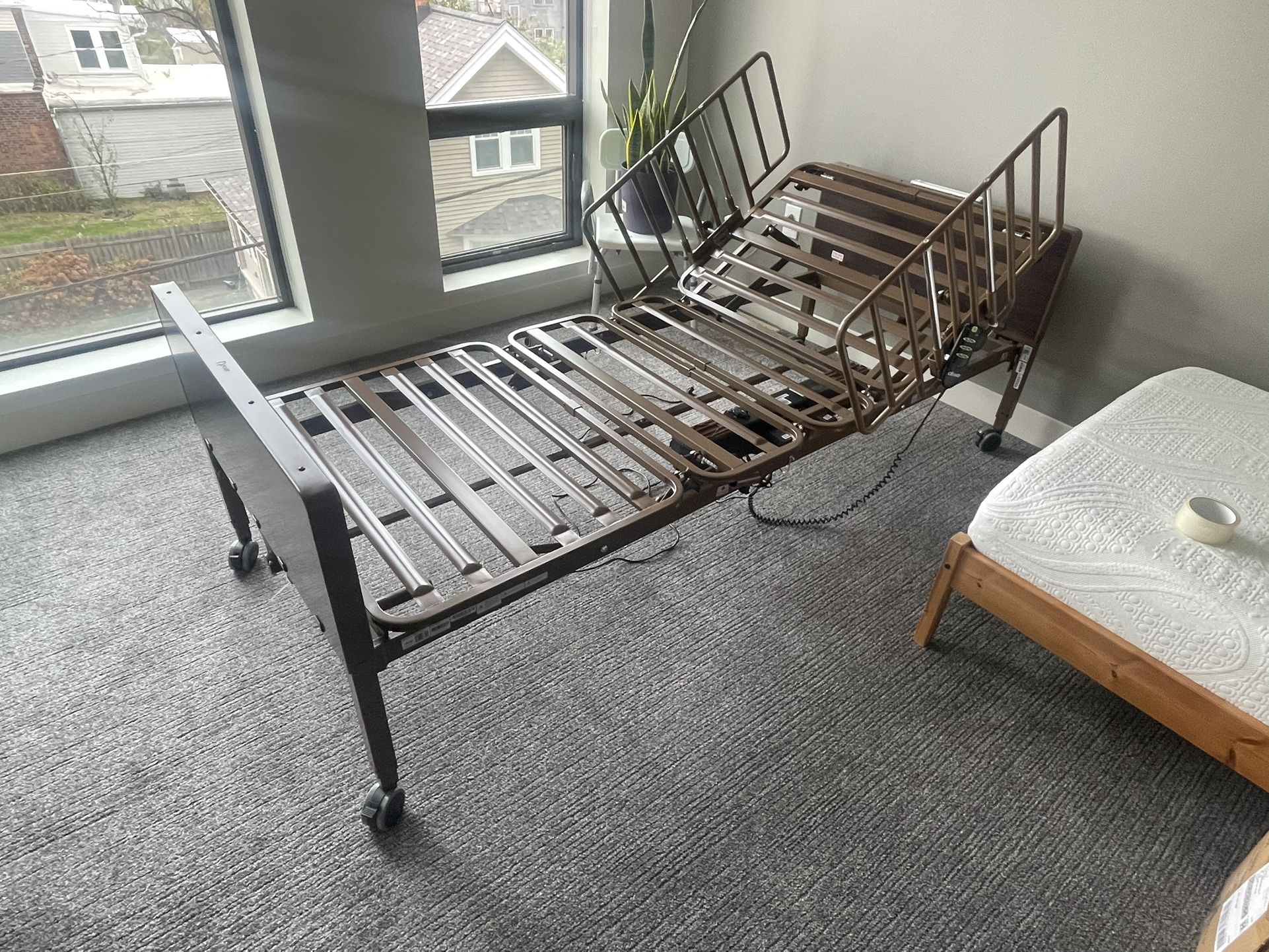 hospital bed with wheels