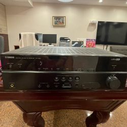 Sound AV Receiver YAMAHA RX-V667