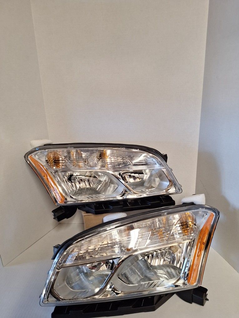 Chevy Trax LD 2013/2016 HEADLIGHT