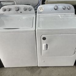 WHITE WHIRLPOOL WASHER & GAS DRYER SET