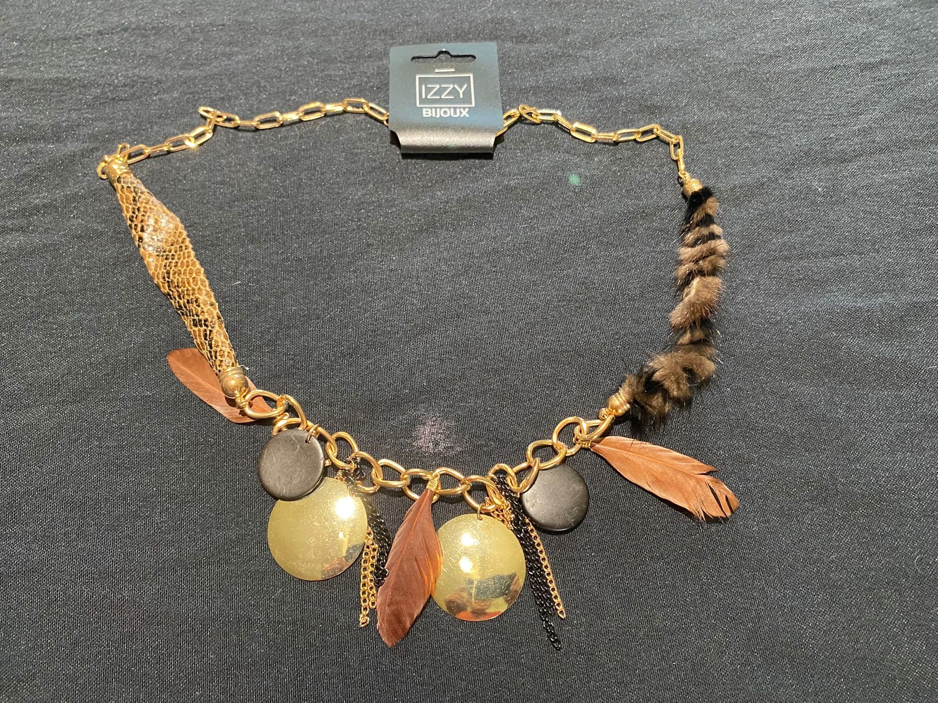 Izzy Bijoux Necklace