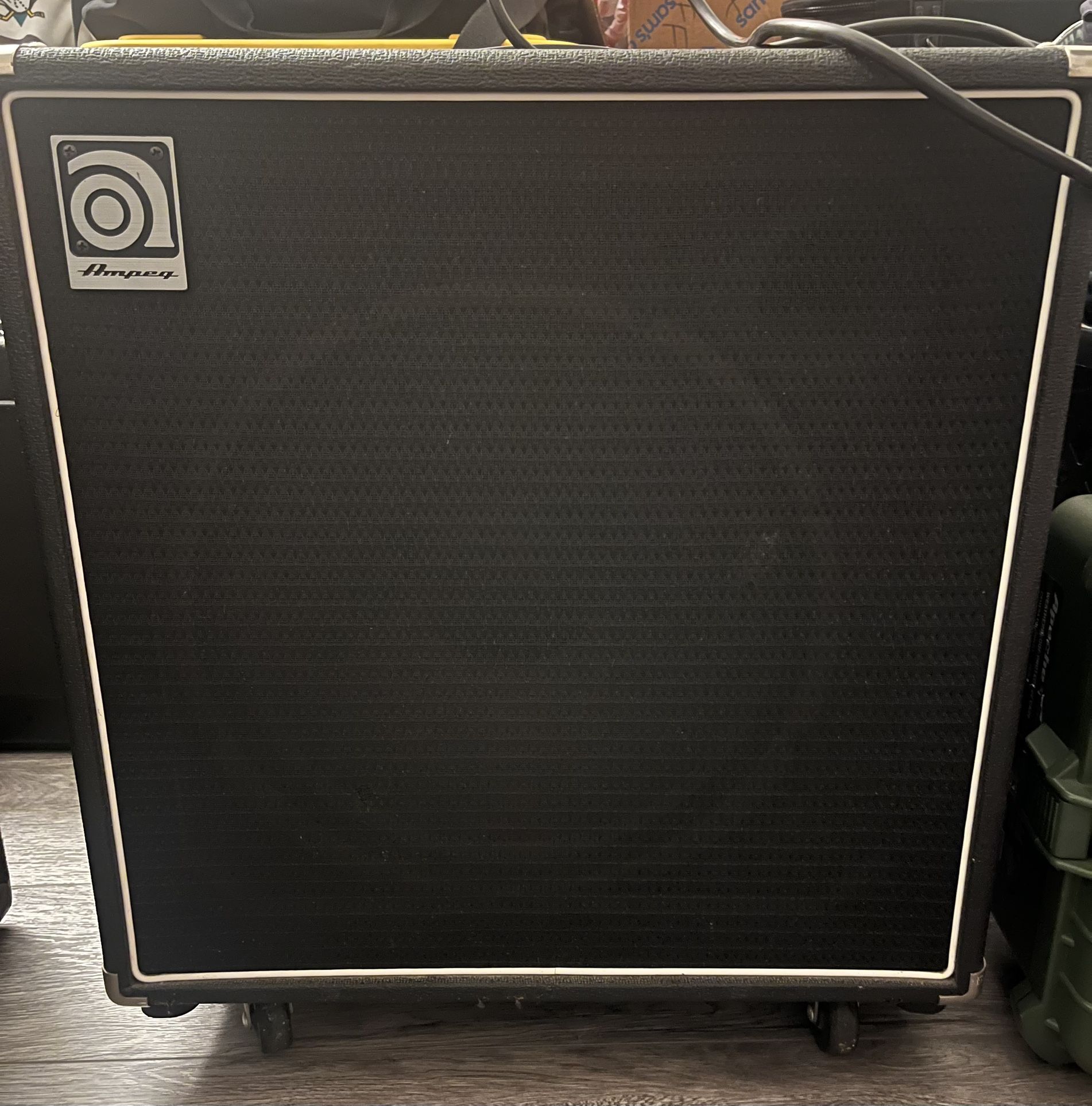AMPEG BA 115 HP