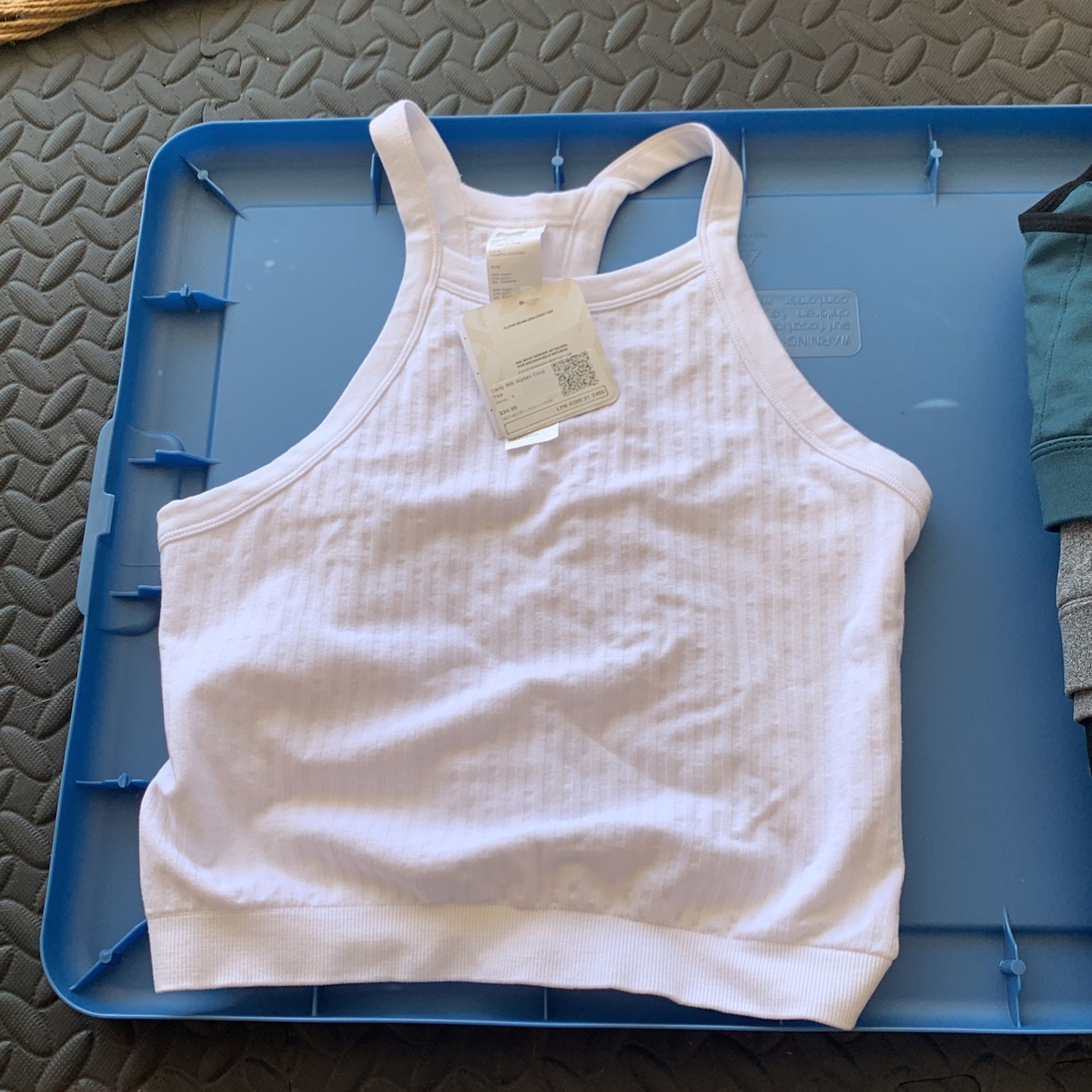 Ribbed crop top size M