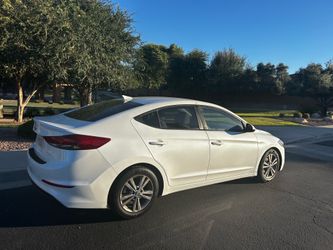 2018 Hyundai Elantra SE – Clean Title – 89,000 Miles – $8,700  Selling a 2018 Hyundai Elantra SE in great condition with only 89,000 miles. This car r